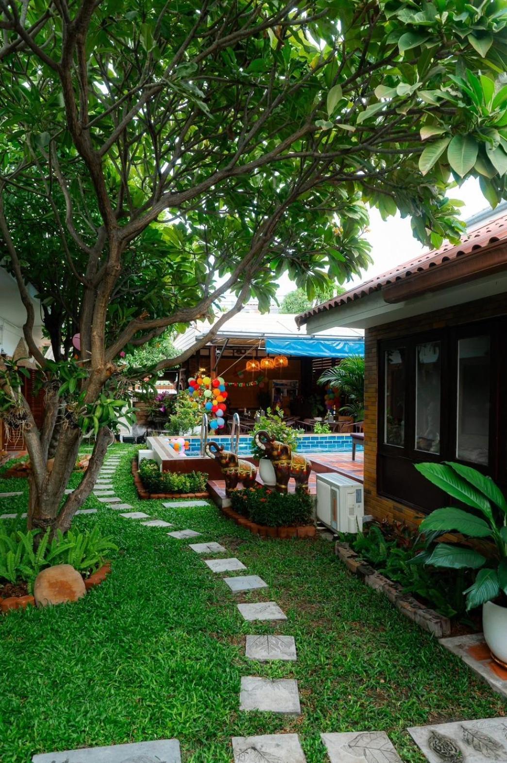 Hotell Amit 51 3*